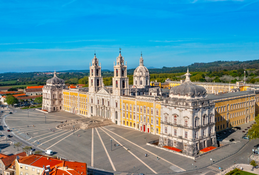Mafra and Ericeira: from palace to Atlantic